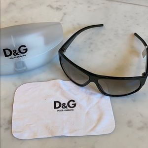 NWT Dark olive green D&G sunglasses